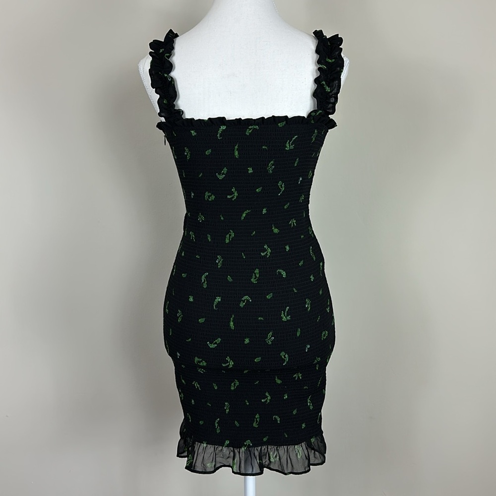 Wilfred Aritzia Luella Smocked Mini Dress Black Size Small - Picture 3 of 9